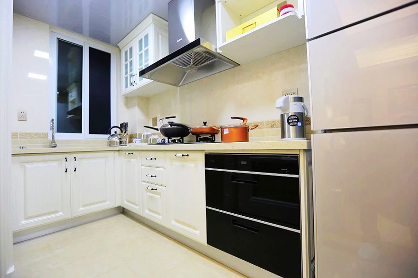 廚房.jpg 廚房.jpg