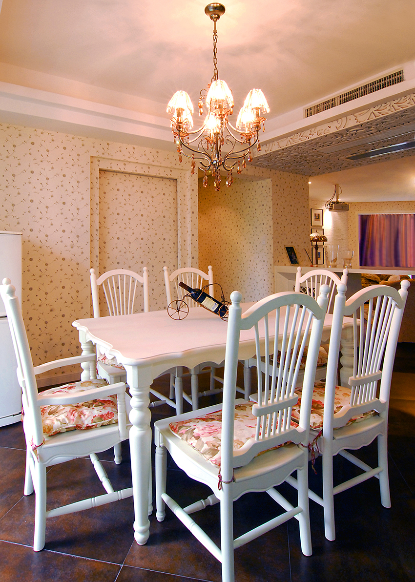 餐廳.jpg 餐廳.jpg