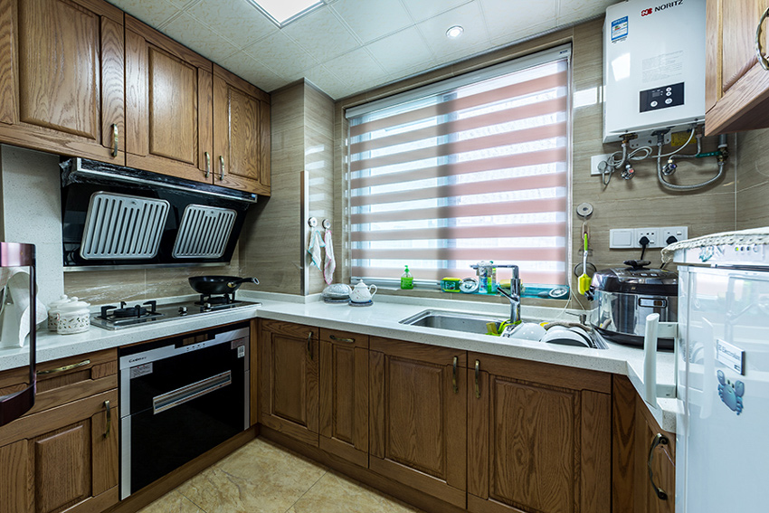 廚房.jpg 廚房.jpg