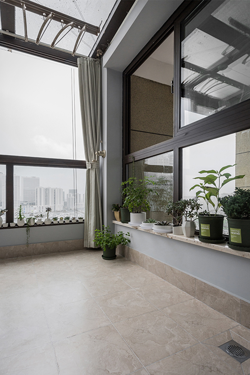 陽(yáng)臺(tái).jpg 陽(yáng)臺(tái).jpg