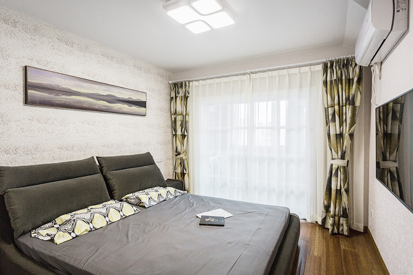 臥室.jpg 臥室.jpg