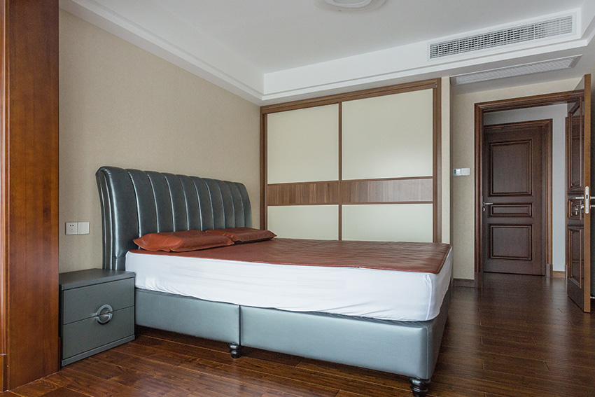 臥室裝修設(shè)計(jì).jpg 臥室裝修設(shè)計(jì).jpg