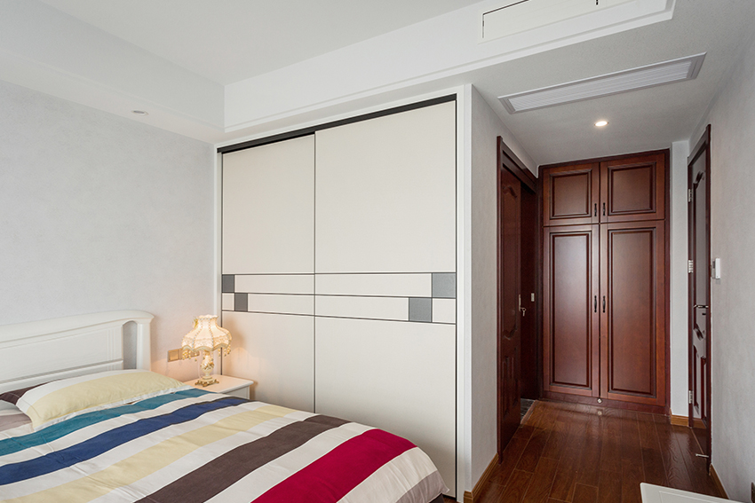 主臥裝修效果圖.jpg 主臥裝修效果圖.jpg