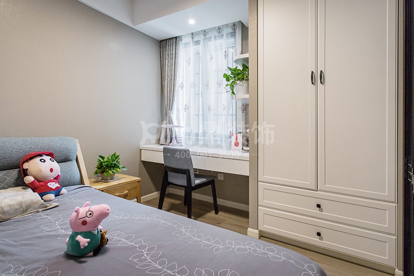 臥室.jpg 臥室.jpg