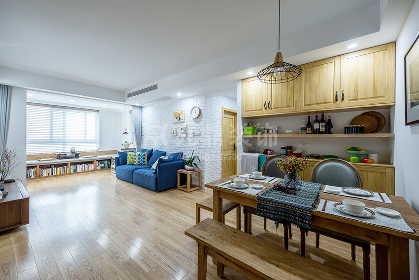 客餐廳.jpg 客餐廳.jpg