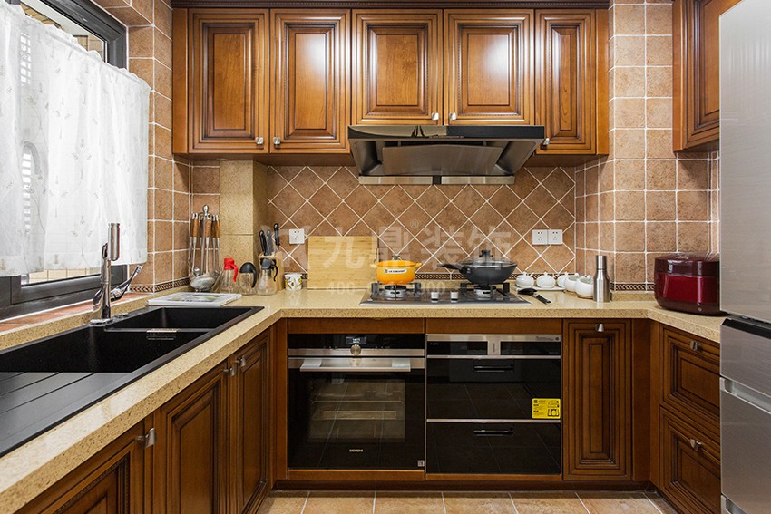 廚房裝修效果圖.jpg 廚房裝修效果圖.jpg