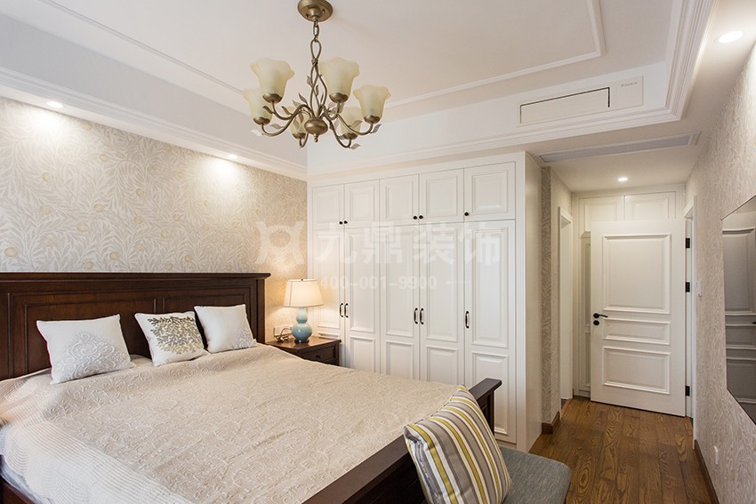 主臥裝修效果圖.jpg 主臥裝修效果圖.jpg