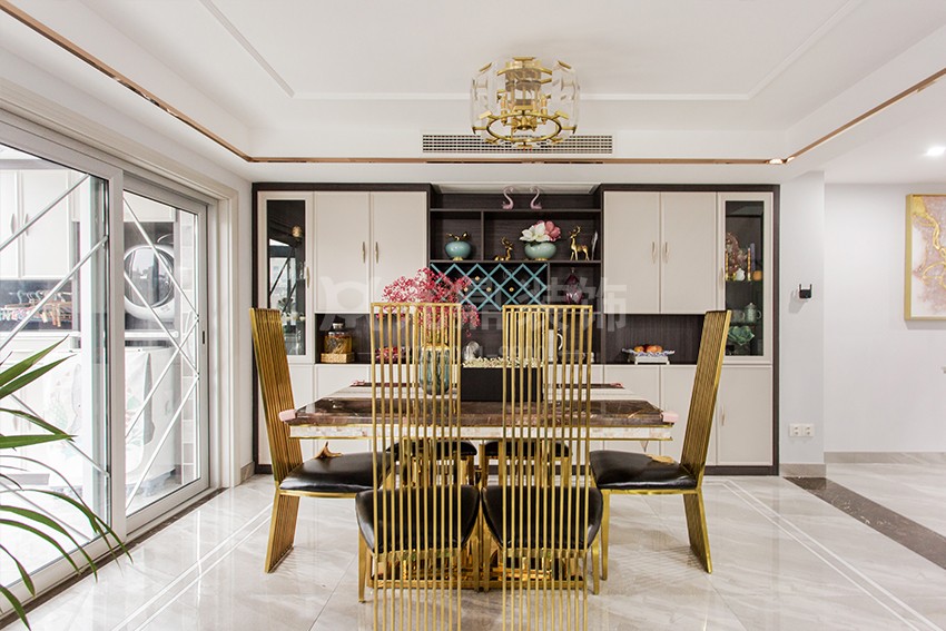 餐廳裝修效果圖.jpg 餐廳裝修效果圖.jpg