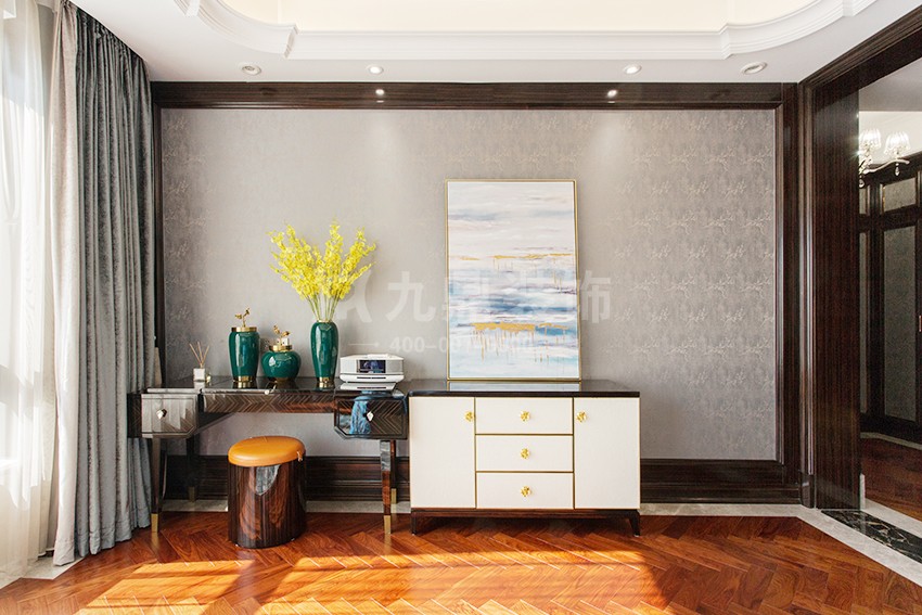 主臥裝修實(shí)景圖