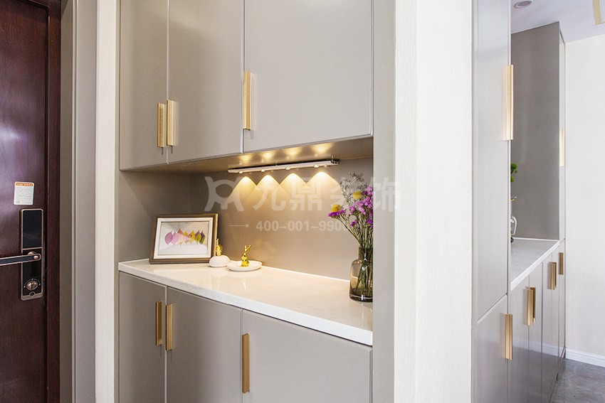 玄關裝修實景圖 玄關裝修實景圖