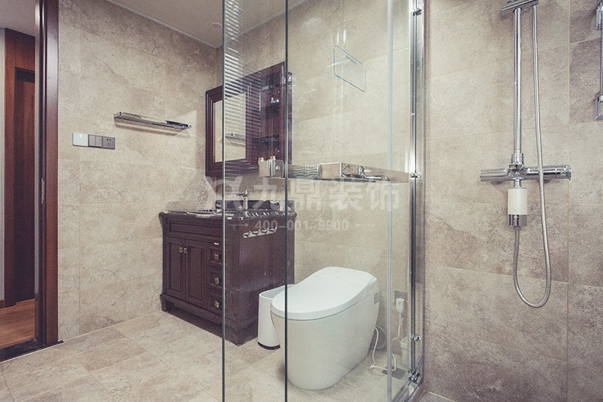 衛(wèi)生間裝修實(shí)景圖