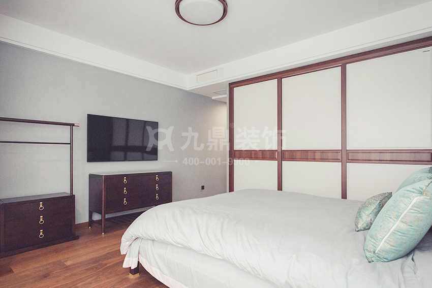 主臥裝修實(shí)景圖