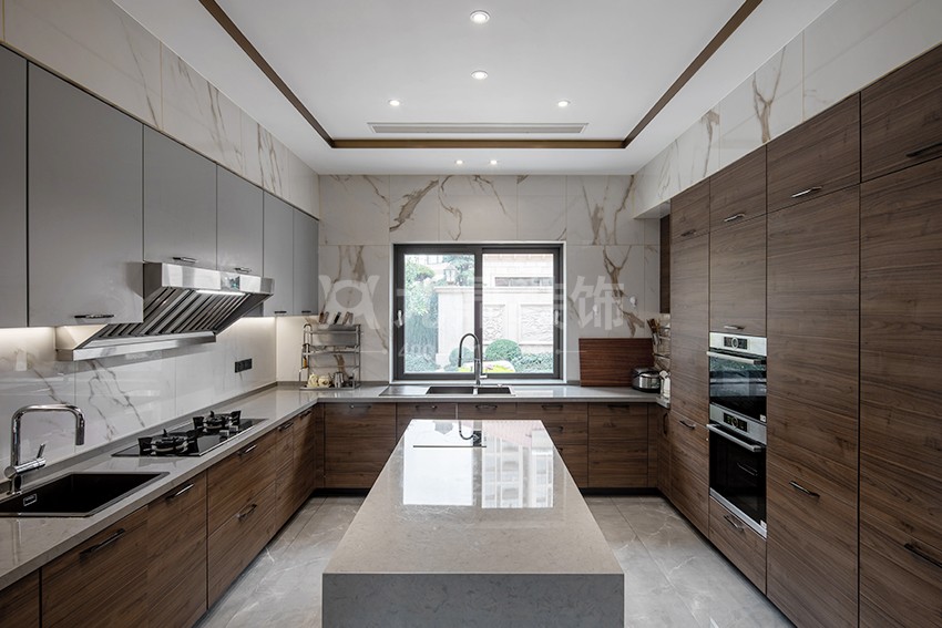 別墅廚房裝修圖
