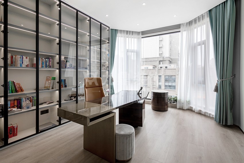 別墅書房裝修圖