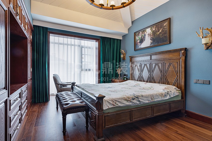 主臥裝修實(shí)景圖