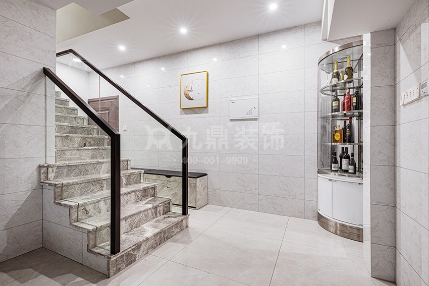 別墅地下室裝修實(shí)景圖