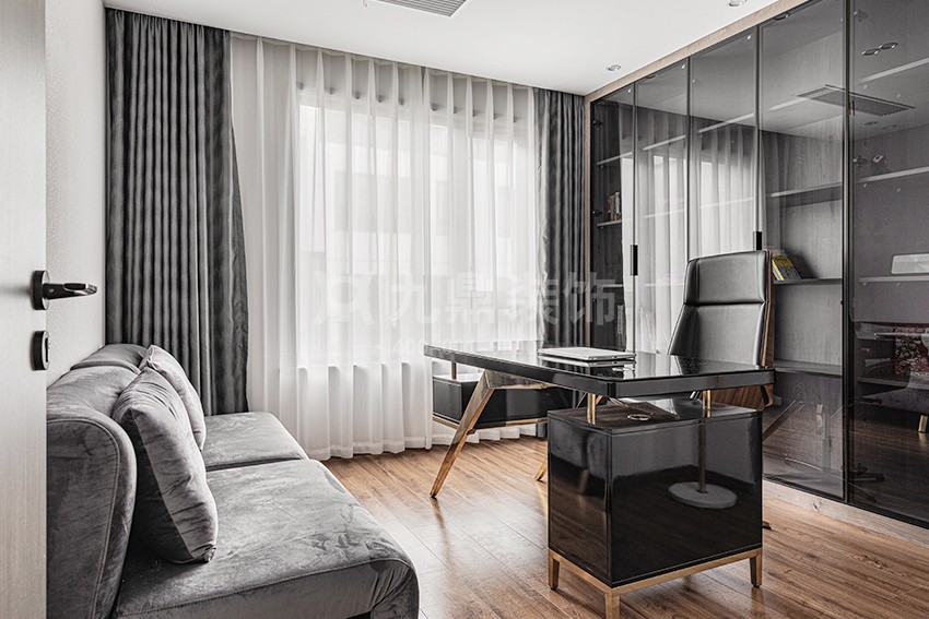 別墅書(shū)房裝修實(shí)景圖