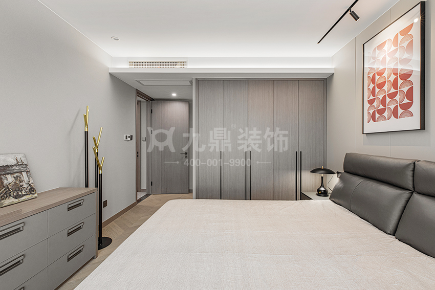 主臥裝修實景圖