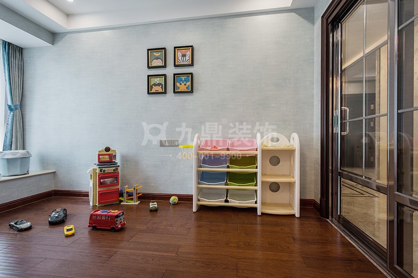 兒童房裝修實(shí)景圖 兒童房裝修實(shí)景圖