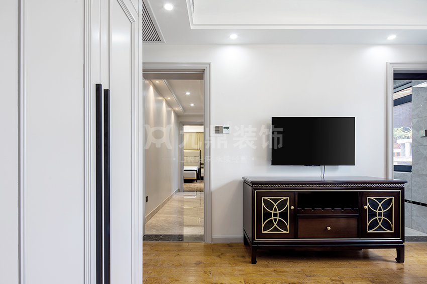 臥室電視 臥室電視