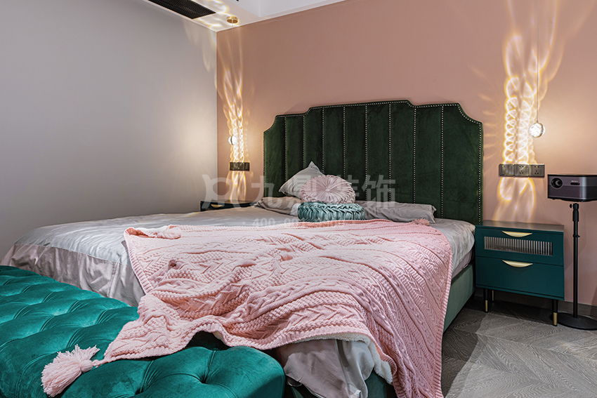 臥室.jpg 臥室.jpg